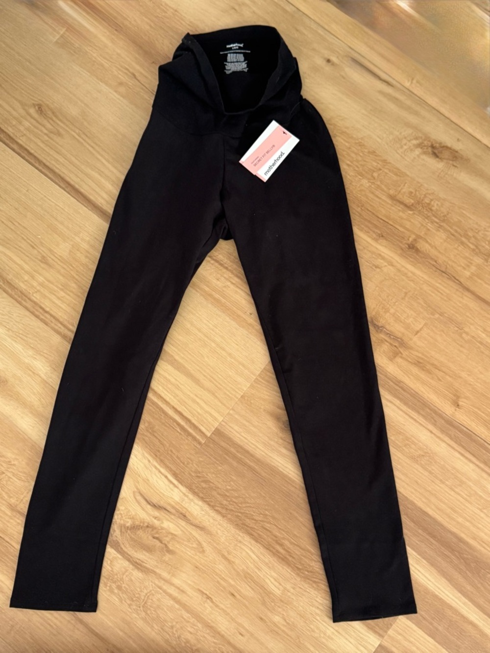 Motherhood Maternity Secret Fit Belly Black Leggings NWT Size Large
